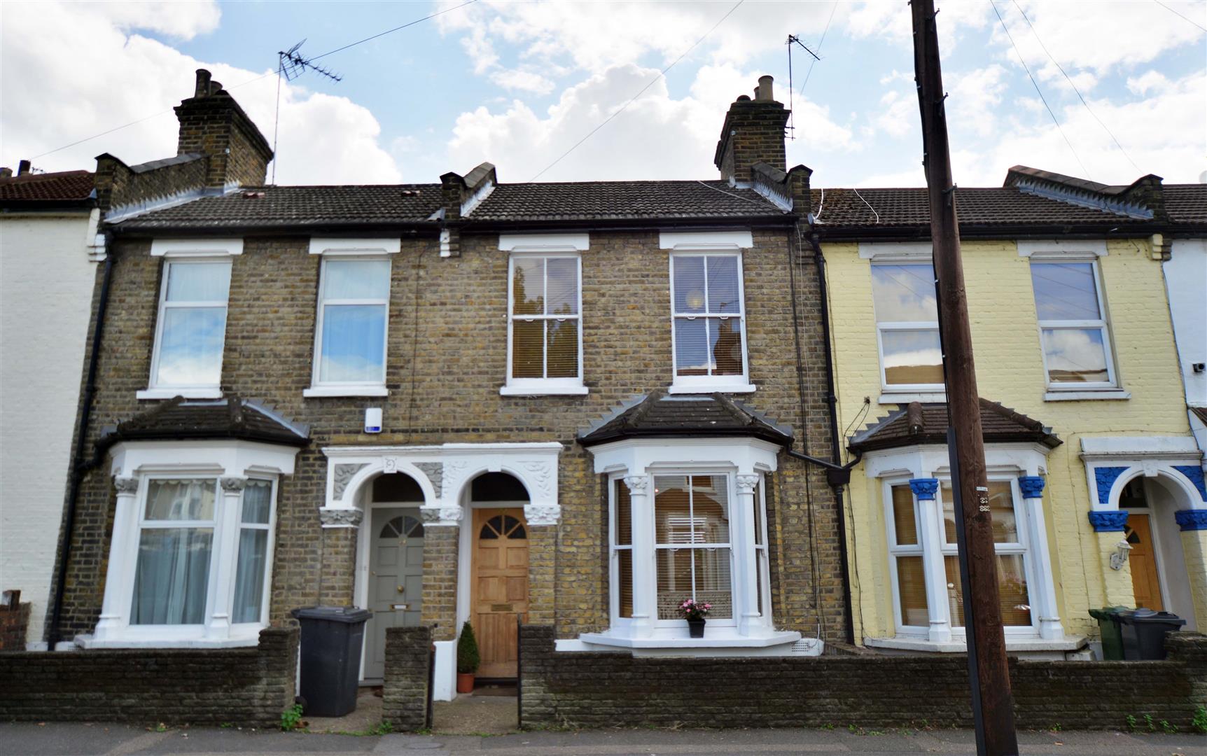 3 Bedroom House – Forster Road, Walthamstow