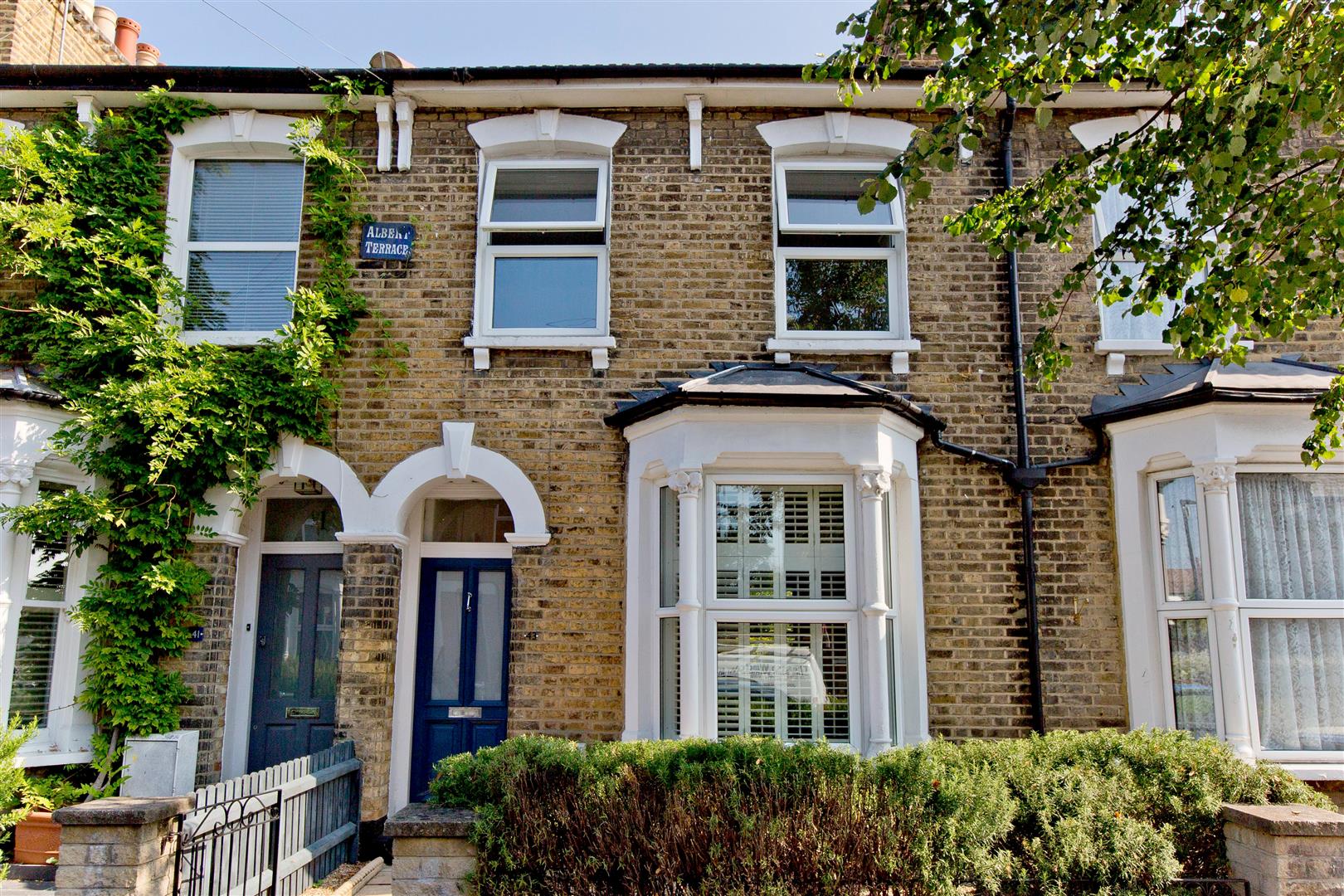 3 Bedroom House – Pembroke Road, London